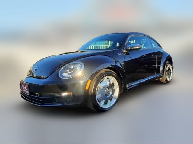 2013 Volkswagen Beetle 2.5L Fender Edition