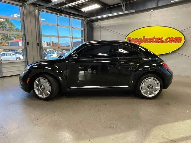 2013 Volkswagen Beetle 2.5L Navigation