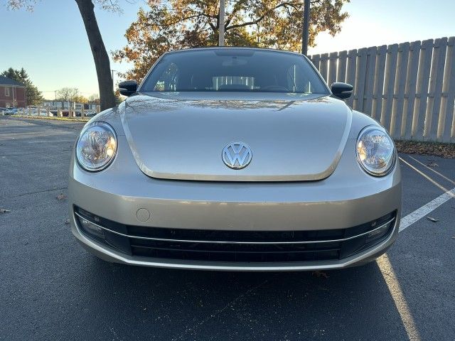 2013 Volkswagen Beetle 2.0T Navigation