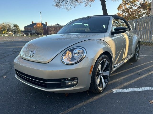 2013 Volkswagen Beetle 2.0T Navigation