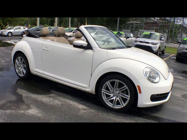 2013 Volkswagen Beetle 2.5L Navigation