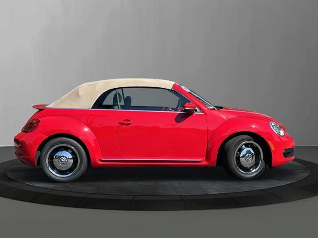 2013 Volkswagen Beetle 2.5L Technology