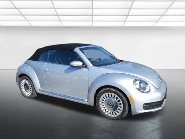 2013 Volkswagen Beetle 2.5L Technology