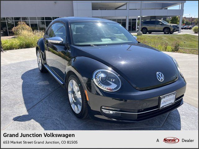 2013 Volkswagen Beetle 2.0T Turbo Fender Edition