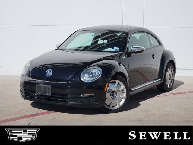 2013 Volkswagen Beetle 2.5L Fender Edition