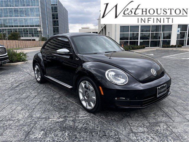 2013 Volkswagen Beetle 2.5L Fender Edition