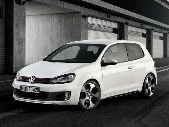 2013 Volkswagen GTI Wolfsburg