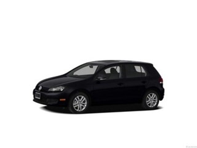 2013 Volkswagen Golf Base