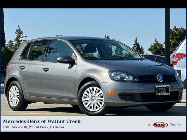 2013 Volkswagen Golf Base