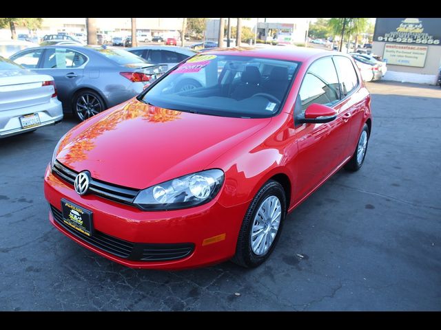 2013 Volkswagen Golf Base