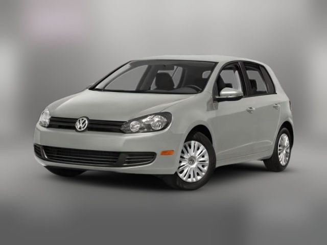 2013 Volkswagen Golf Base