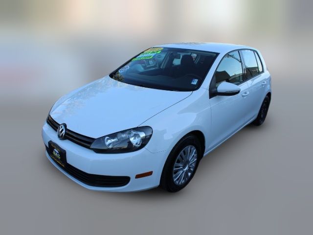 2013 Volkswagen Golf Base