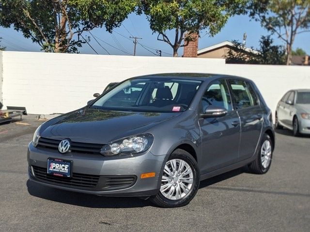 2013 Volkswagen Golf Base