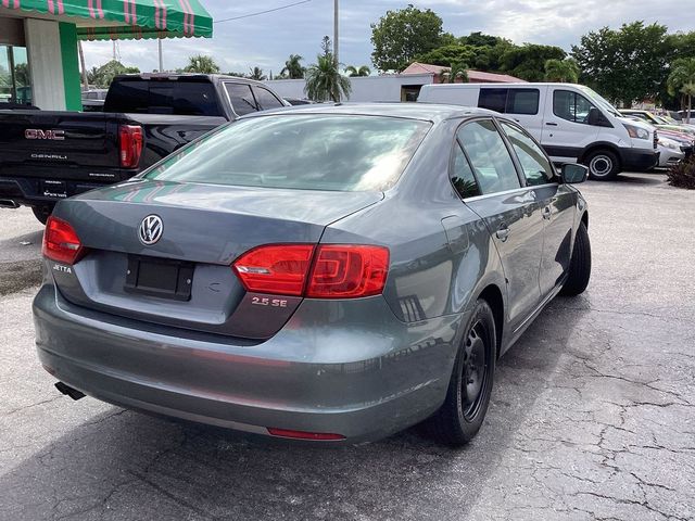 2013 Volkswagen Jetta SE