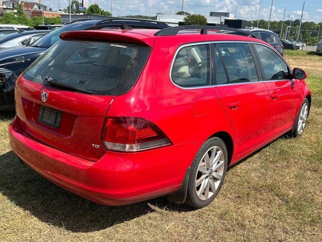 2013 Volkswagen Jetta SportWagen TDI Navigation