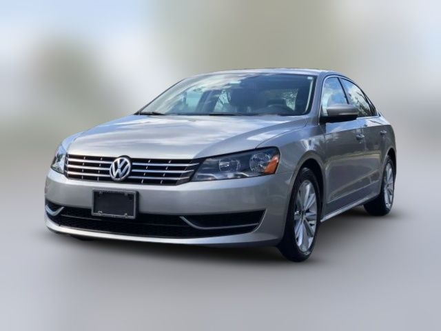 2013 Volkswagen Passat SEL