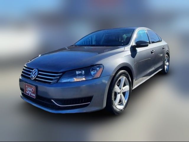 2013 Volkswagen Passat SE