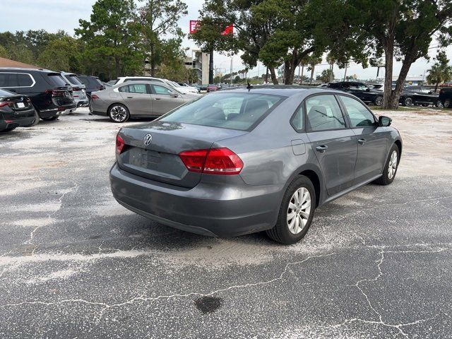 2013 Volkswagen Passat S Appearance