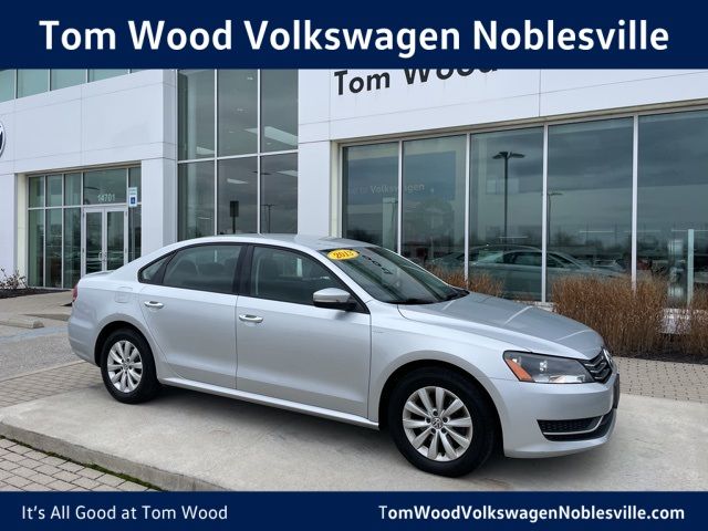 2013 Volkswagen Passat Wolfsburg Edition