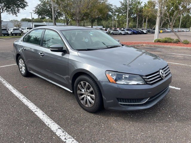 2013 Volkswagen Passat S Appearance