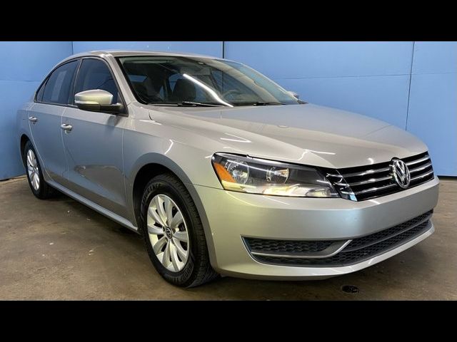 2013 Volkswagen Passat S Appearance