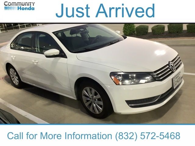 2013 Volkswagen Passat S Appearance