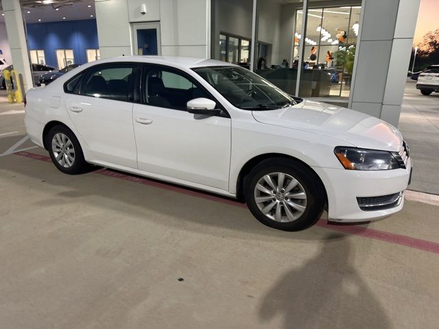 2013 Volkswagen Passat S Appearance