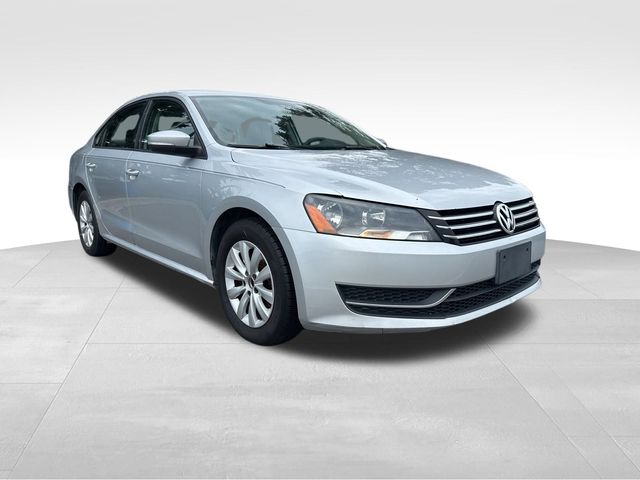 2013 Volkswagen Passat S Appearance