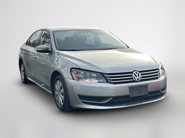 2013 Volkswagen Passat S