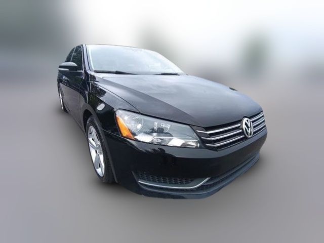 2013 Volkswagen Passat SE