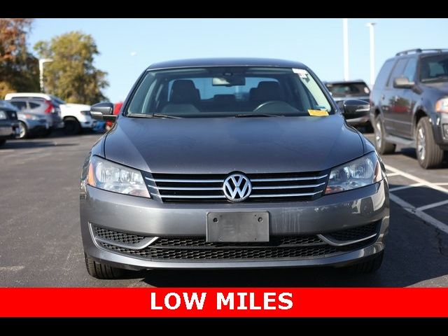 2013 Volkswagen Passat SE