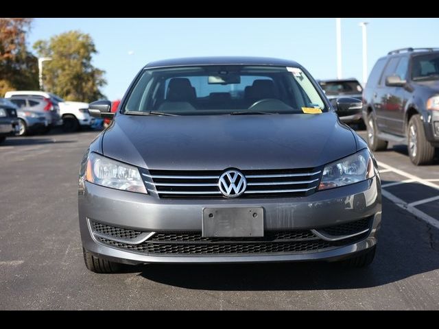 2013 Volkswagen Passat SE