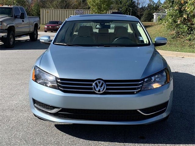 2013 Volkswagen Passat SE