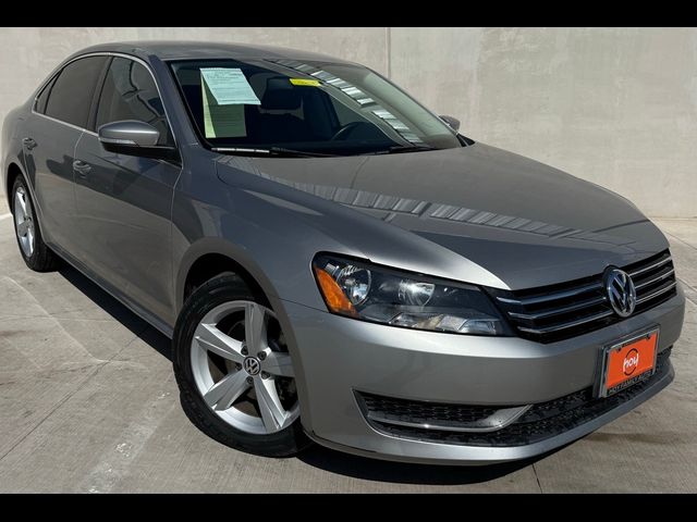 2013 Volkswagen Passat SE