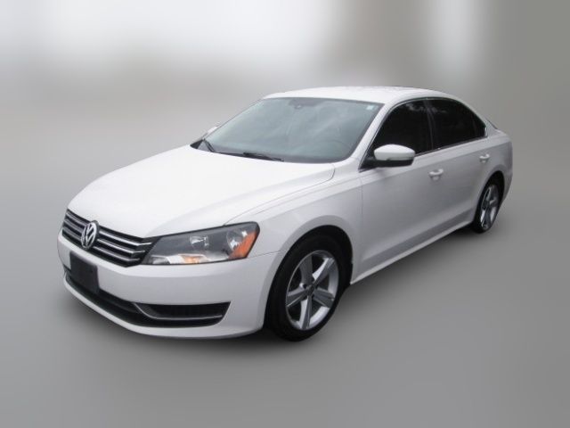 2013 Volkswagen Passat SE