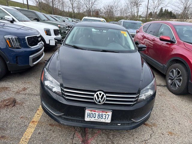 2013 Volkswagen Passat SE