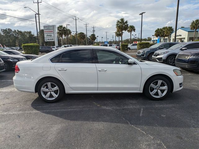 2013 Volkswagen Passat SE