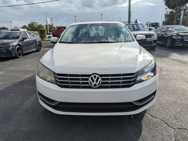 2013 Volkswagen Passat SE