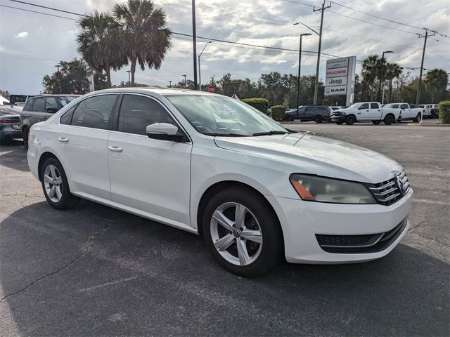 2013 Volkswagen Passat SE