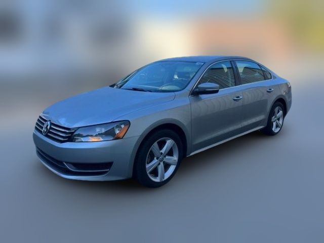 2013 Volkswagen Passat SE