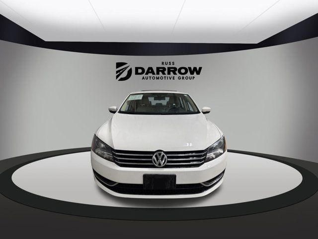 2013 Volkswagen Passat SE