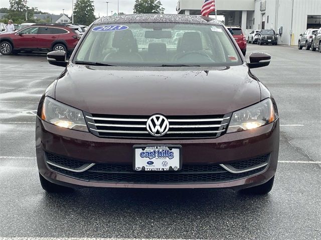 2013 Volkswagen Passat SE Navigation