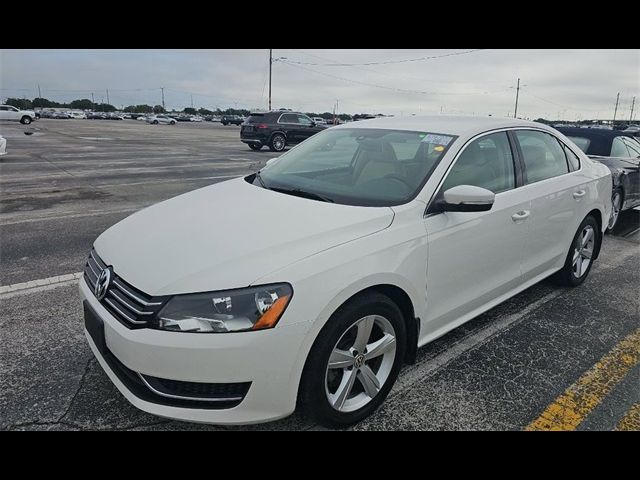 2013 Volkswagen Passat SE