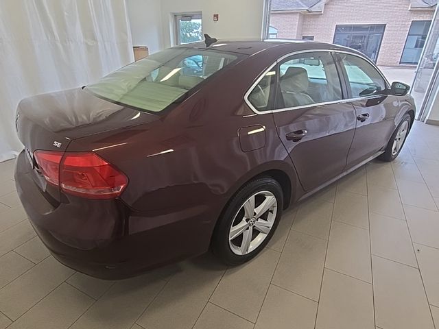 2013 Volkswagen Passat SE