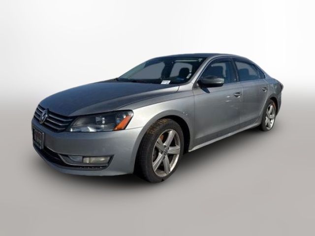 2013 Volkswagen Passat SE