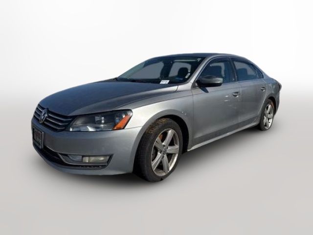 2013 Volkswagen Passat SE