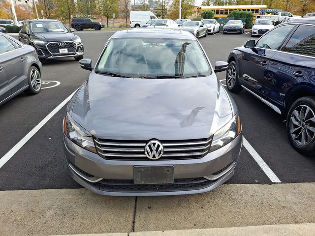 2013 Volkswagen Passat SE