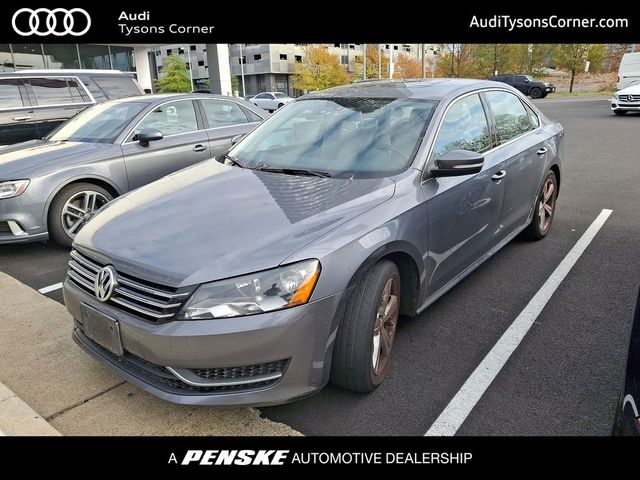 2013 Volkswagen Passat SE