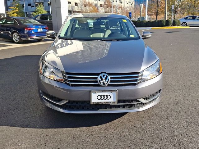 2013 Volkswagen Passat SE