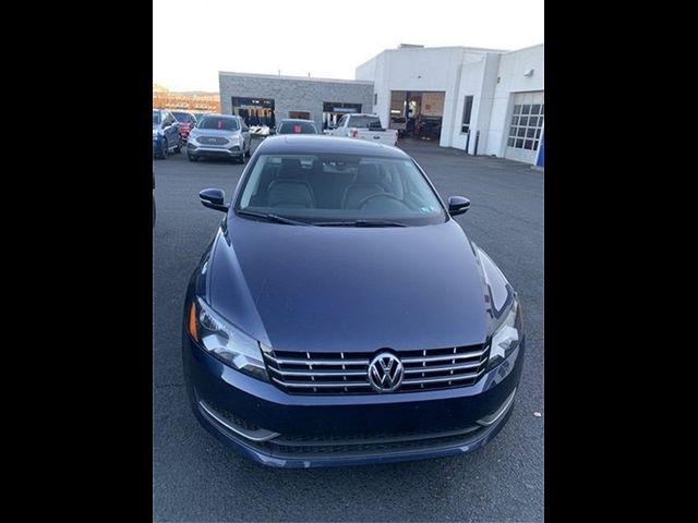 2013 Volkswagen Passat SE